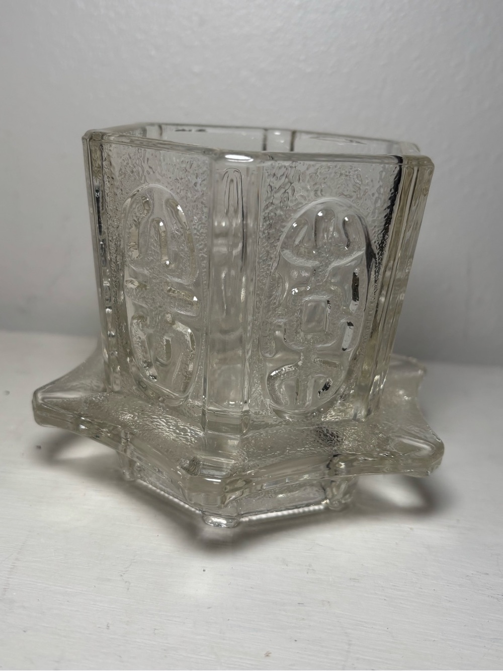 Vintage clear L.E. Smith Asian Pagoda Fairy Lamp Base